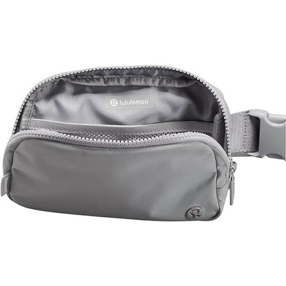 Lululemon Everywhere Belt Bag 1L