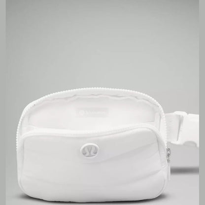 Lululemon Everywhere Belt Bag 1L, Wunder Puff